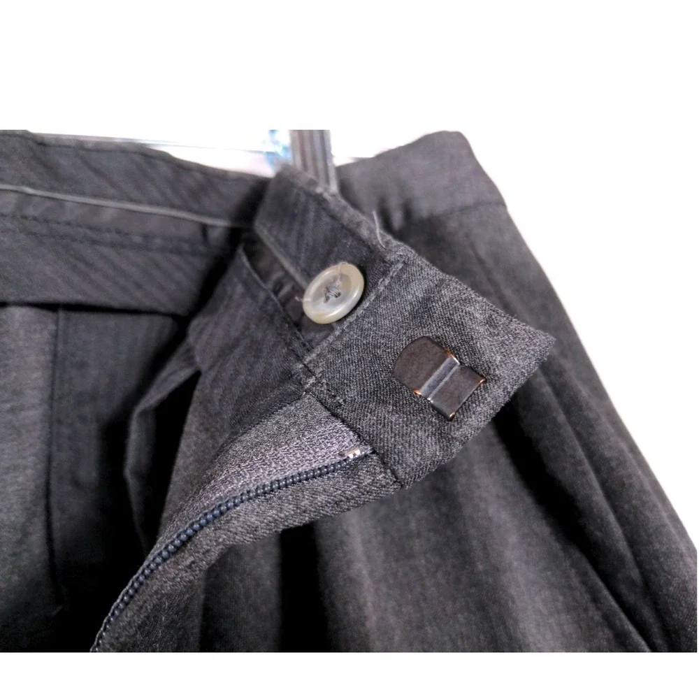 Calvin Klein Mens 33x30 Dress Pants Polyester Viscose Gray Flat Front Trousers - Picture 5 of 5